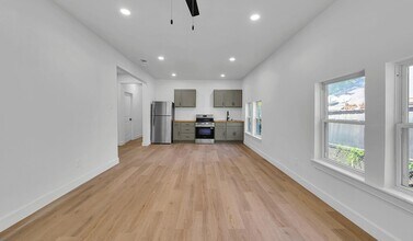 2111 Lasker Ave in Waco, TX - Building Photo - Building Photo