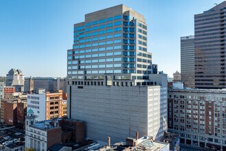 Avant in Cincinnati, OH - Building Photo - Building Photo