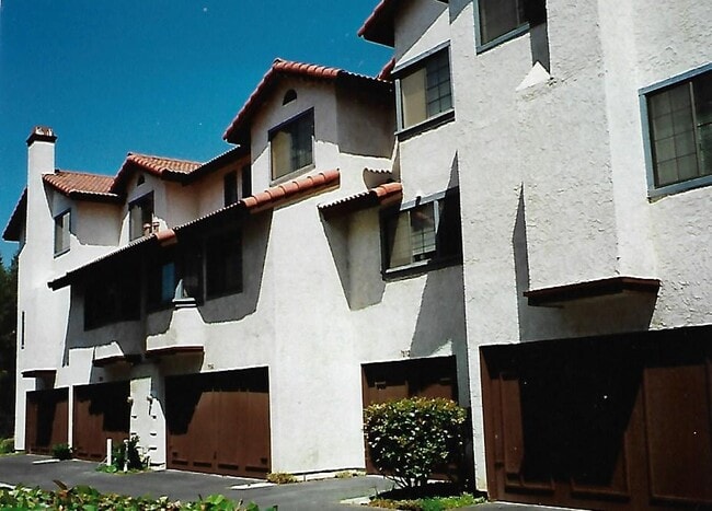 7892 Mission Vista Dr in San Diego, CA - Building Photo - Building Photo