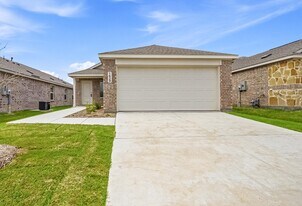 1629 Elliott Rd in Howe, TX - Building Photo