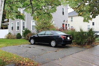 85 Vernon St in Waltham, MA - Foto de edificio - Building Photo