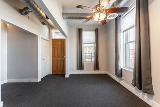 1808 W Armitage Ave in Chicago, IL - Building Photo - Building Photo