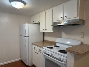 2250 Bering Dr in Houston, TX - Building Photo - Building Photo