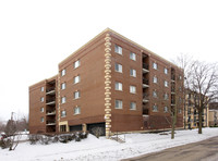 1649 Ashland Ave in Des Plaines, IL - Foto de edificio - Building Photo