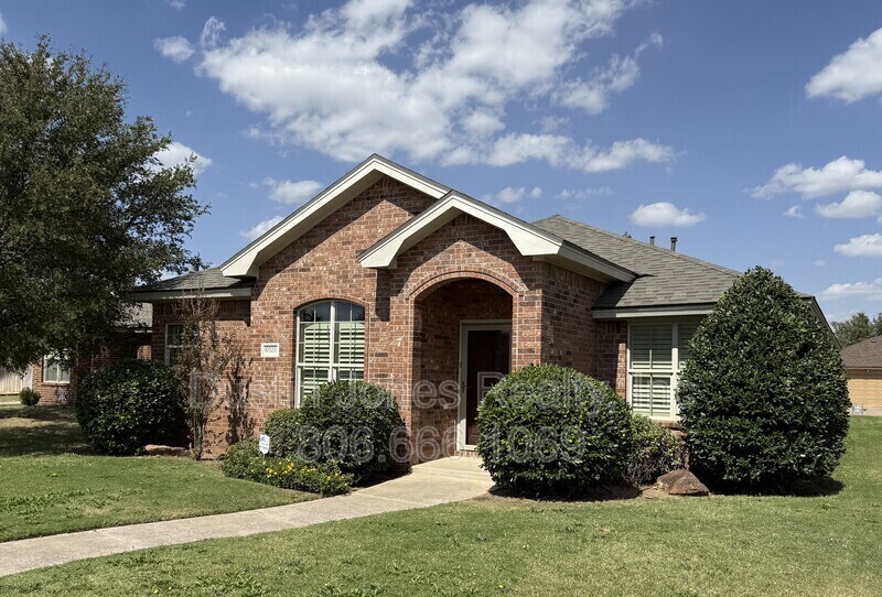 6020 102nd St in Lubbock, TX - Building Photo