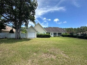 119 Edge Water Dr in Brunswick, GA - Building Photo - Building Photo