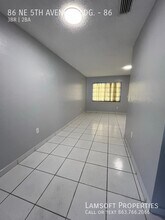 86 NE 5th Ave-Unit -86 in Hialeah, FL - Building Photo - Building Photo