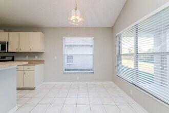 1541 Scotch Pine Dr in Brandon, FL - Building Photo - Building Photo