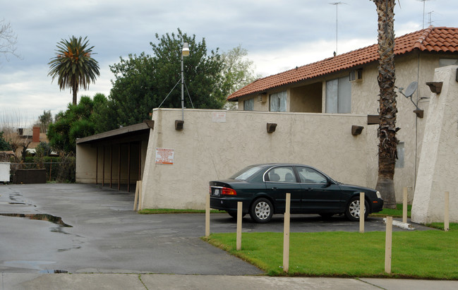 Gracelynn Apartments LLC in San Bernardino, CA - Building Photo - Building Photo