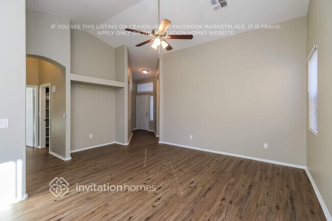 8943 E Calypso Ave in Mesa, AZ - Building Photo - Building Photo
