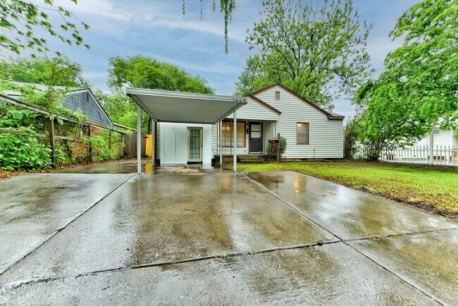 1005 W Eufaula St in Norman, OK - Building Photo - Building Photo