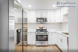 11208 S Western Ave in Los Angeles, CA - Building Photo - Building Photo