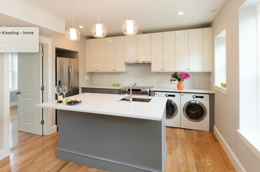 30 Montebello Rd in Boston, MA - Building Photo