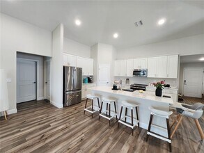 1315 Daisy Feild Dr in Winter Haven, FL - Building Photo - Building Photo