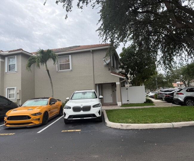5362 SW 125th Ave in Miramar, FL - Building Photo - Building Photo