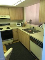 8534 Charter Club Cir in Ft. Myers, FL - Building Photo