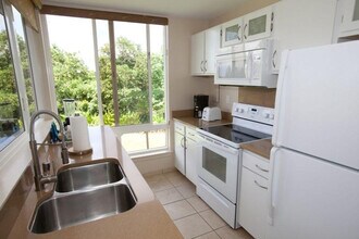 3811 Edward Rd in Princeville, HI - Building Photo - Building Photo