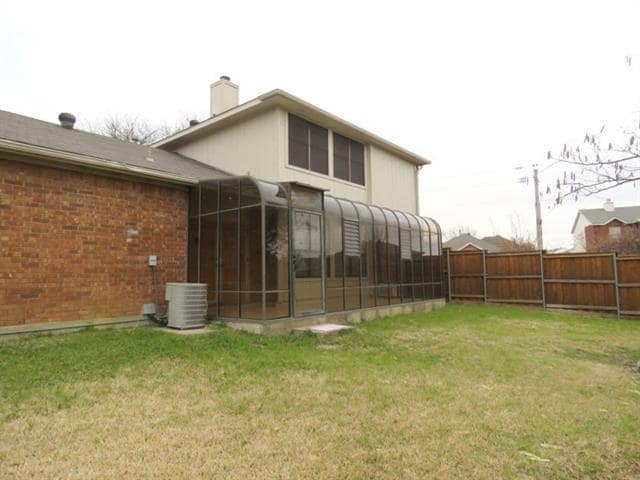 2240 Arbor Creek Dr in Carrollton, TX - Building Photo - Building Photo