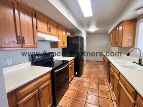 9741 Stoner Pl in Tucson, AZ - Building Photo - Building Photo