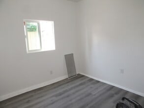 592 Willow Ave in Hayward, CA - Foto de edificio - Building Photo