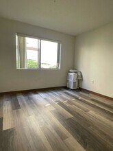 17200 Newhope St in Fountain Valley, CA - Building Photo - Building Photo