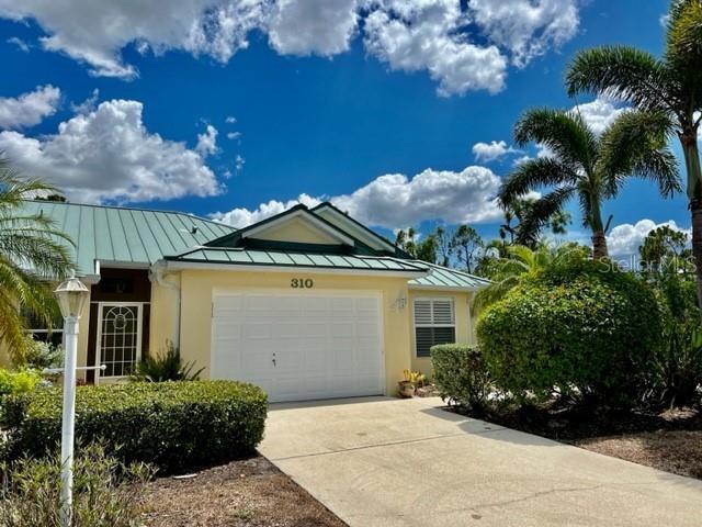 310 Islamorada Blvd in Punta Gorda, FL - Building Photo