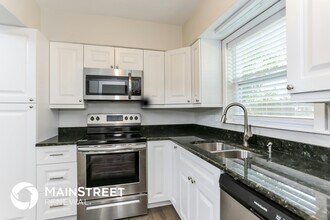 420 Flamingo Dr in Apollo Beach, FL - Building Photo - Building Photo