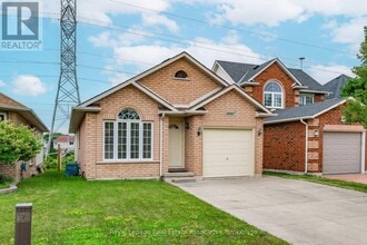 2887 Darien Rd in Burlington, ON - Building Photo - Building Photo