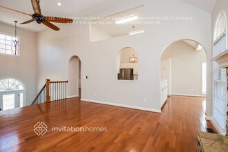 2011 Castlemaine Cir in Woodstock, GA - Foto de edificio - Building Photo