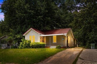 2507 Palmetto St in Montgomery, AL - Building Photo - Building Photo