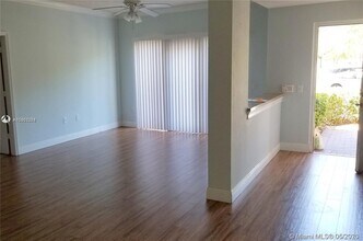 2809 Amalei Dr-Unit -102 in Palm Beach Gardens, FL - Building Photo - Building Photo