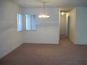4310 N 6th St in Fresno, CA - Building Photo - Building Photo
