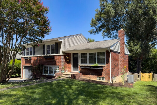 property at 604 Goucher Blvd