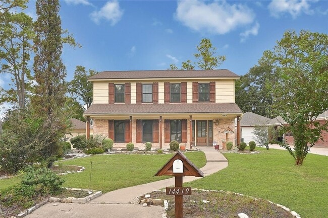 property at 14419 Ravenhurst Ln