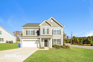 217 Southern Acrs Dr in Fuquay Varina, NC - Building Photo