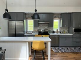635A Ashbury Ave in El Cerrito, CA - Building Photo