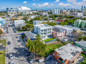 1576 SW 2nd St in Miami, FL - Building Photo - Building Photo