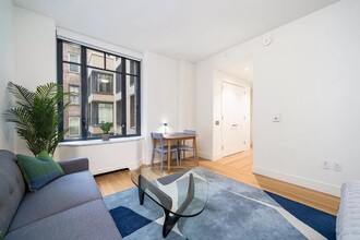 100 Prince St in New York, NY - Building Photo - Building Photo