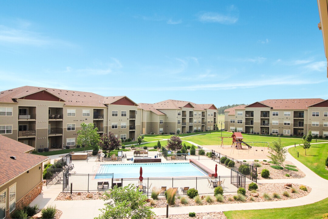 The Meadows in Rapid City, SD - Building Photo