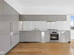 123 3rd Ave in New York, NY - Building Photo - Building Photo