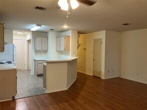 9629 Sugar Hill Dr in Austin, TX - Building Photo - Building Photo