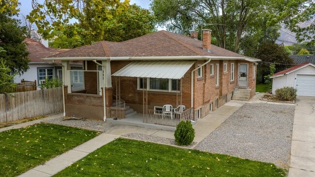 335 S Main St in Spanish Fork, UT - Foto de edificio - Building Photo