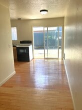 5226 NE 15th Ave in Portland, OR - Building Photo - Building Photo