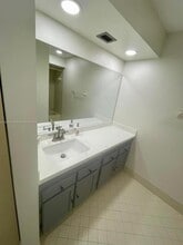 454 N Laurel Dr, Unit 1505 in Margate, FL - Building Photo - Building Photo