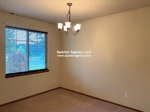 912 Grinnell Ave SW in Orting, WA - Building Photo - Building Photo