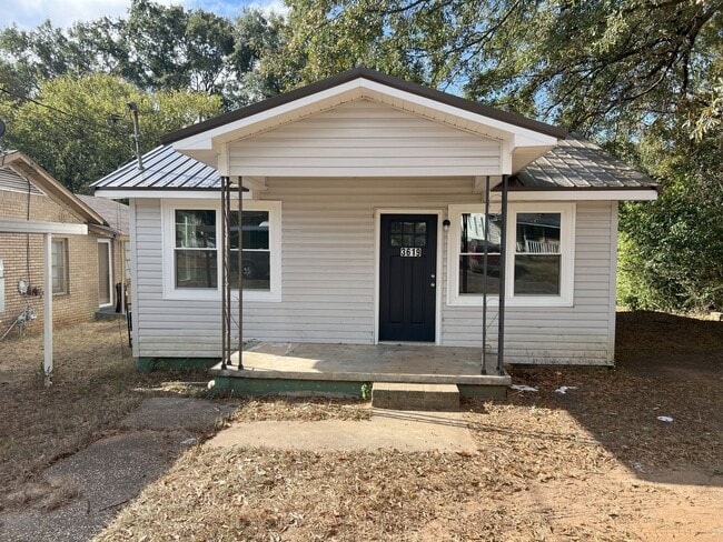 property at 3619 19th St