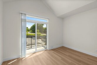 8417 SW 24th Ave in Portland, OR - Building Photo - Building Photo