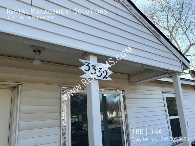 3332 SW Brendan Ave in Topeka, KS - Building Photo - Building Photo