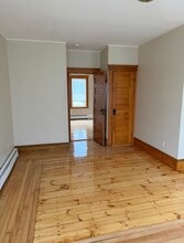 3 Malden St, Unit 1 in Worcester, MA - Foto de edificio - Building Photo