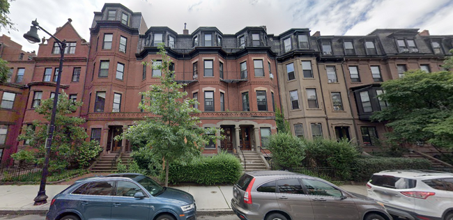 307 Beacon St, Unit 4 in Boston, MA - Foto de edificio - Building Photo